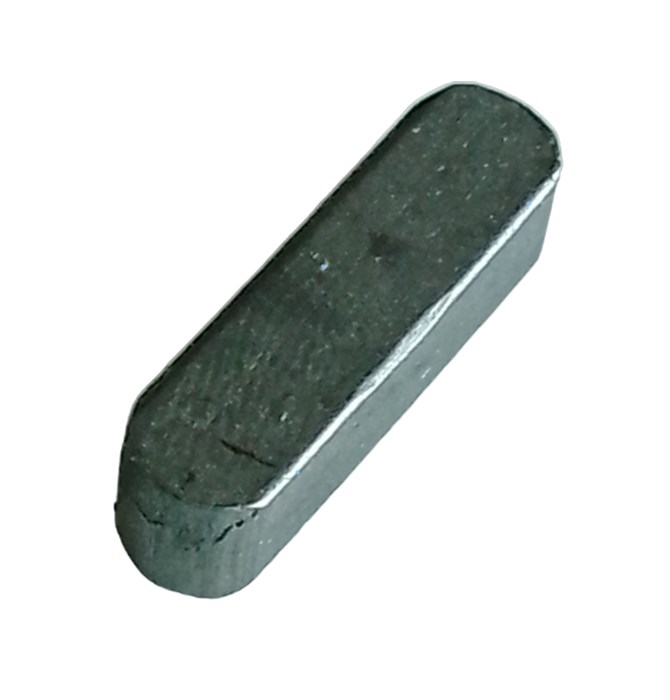 Шпонка (5х5х18) звездочки вторичного вала снегоуборщика CHAMPION ST1376E, ST1170E, ST1170BS