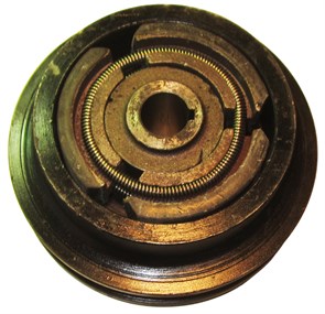 {{productViewItem.photos[photoViewList.activeNavIndex].Alt || productViewItem.photos[photoViewList.activeNavIndex].Description || 'Сцепление виброплиты Masalta MS50-2'}}