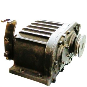 {{productViewItem.photos[photoViewList.activeNavIndex].Alt || productViewItem.photos[photoViewList.activeNavIndex].Description || 'Вибратор виброплиты Masalta MSH160'}}